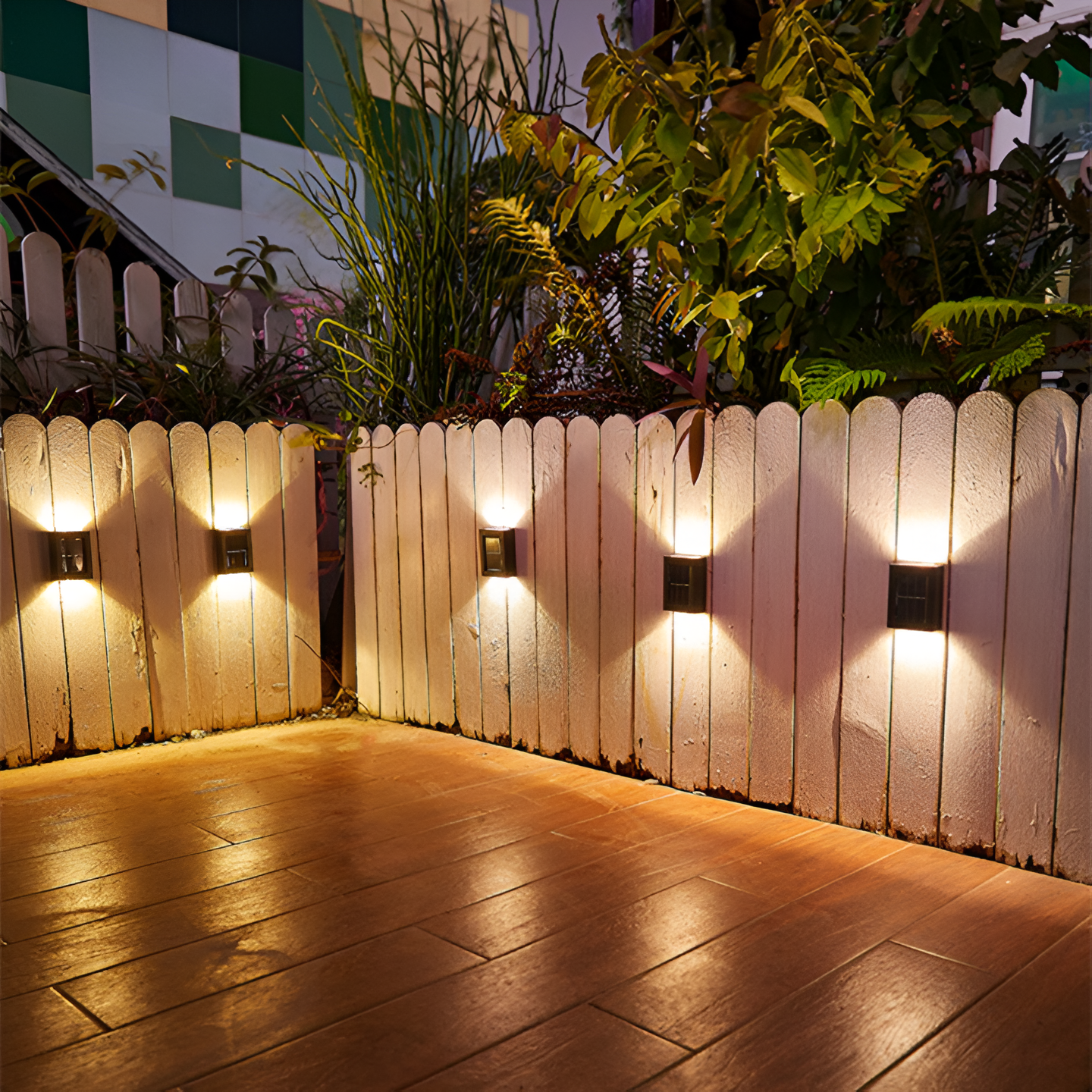 Elegant Solar Outdoor Lights | IP65 Waterproof LED Fixtures for Modern Facades