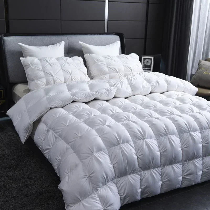 Luxury Goose Down Duvet Insert with Thick Insulation | Soft Cotton for Ultimate Warmth