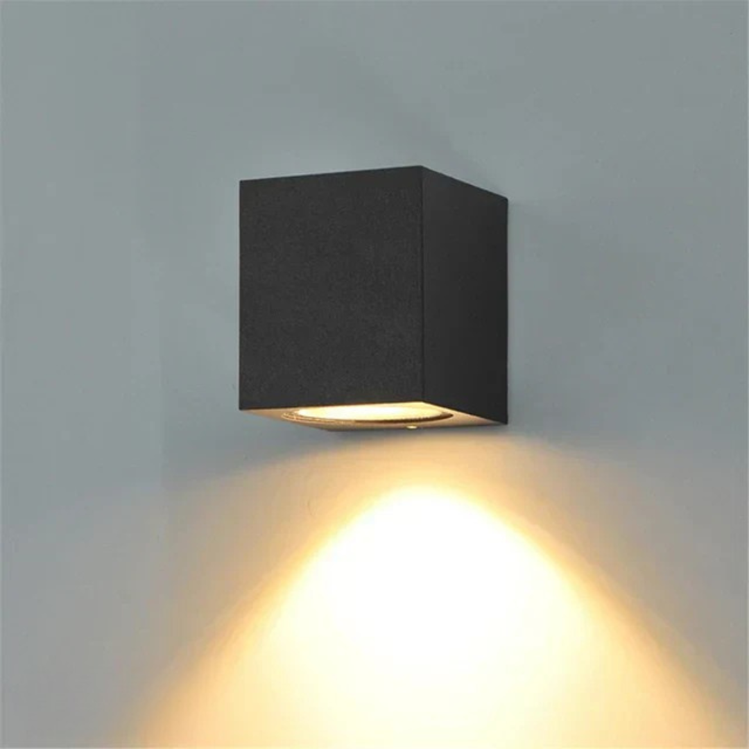 Seralyn Collection | Outdoor Wall Lamp with IP65 Waterproof Design | Energy-Efficient LED Lighting for Stylish Exteriors