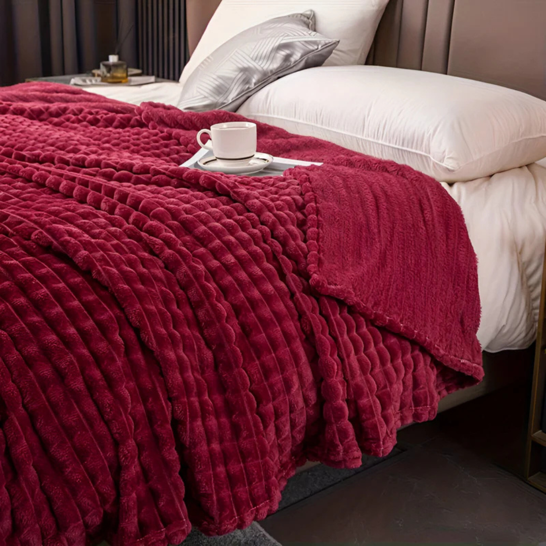 Ultra-Soft Fleece Blanket with Extra Warm Insulation | Cozy Throw for Comfort