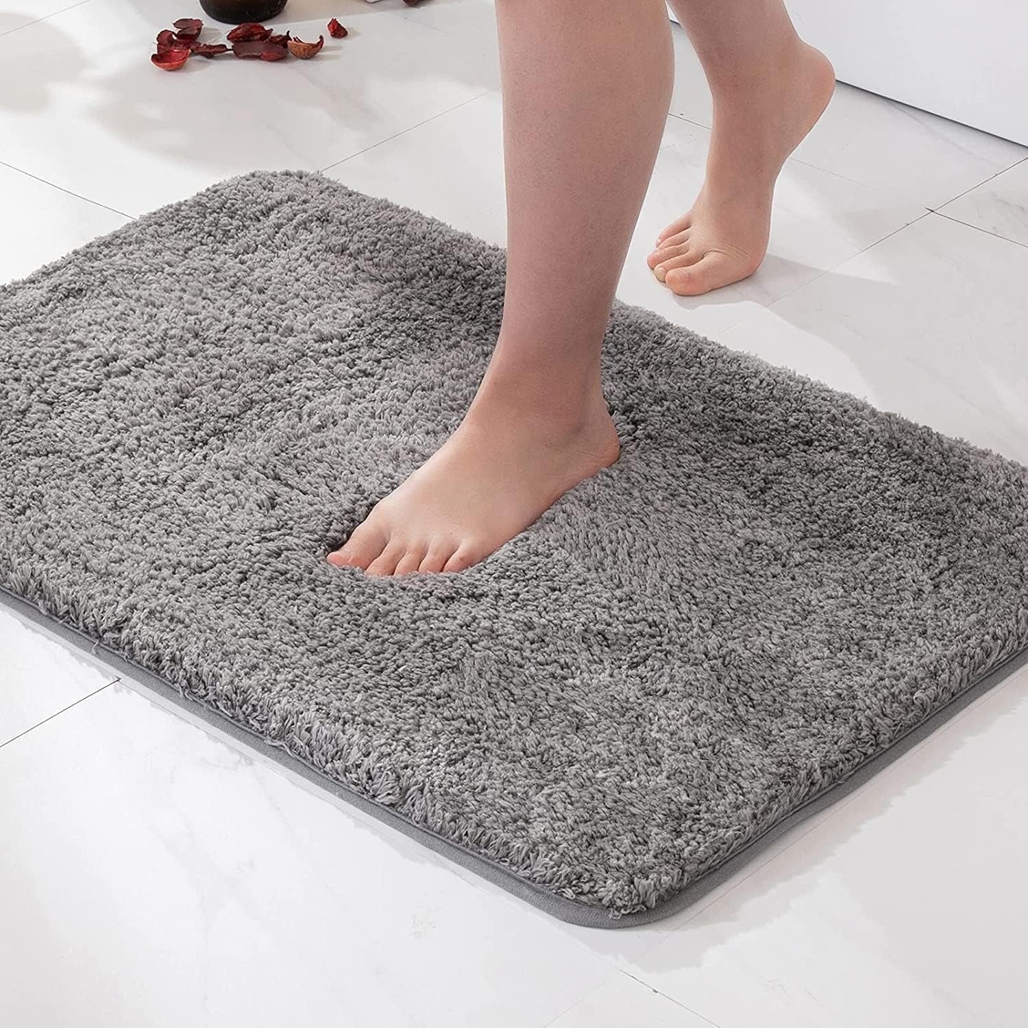 Ultra Soft Microfiber Bath Mat with Non-Slip Backing | Quick Drying Bathroom Rug for Comfort and Safety